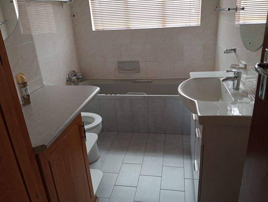 To Let 3 Bedroom Property for Rent in Del Judor Ext 10 Mpumalanga