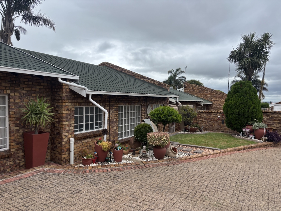 4 Bedroom Property for Sale in Die Heuwel Mpumalanga