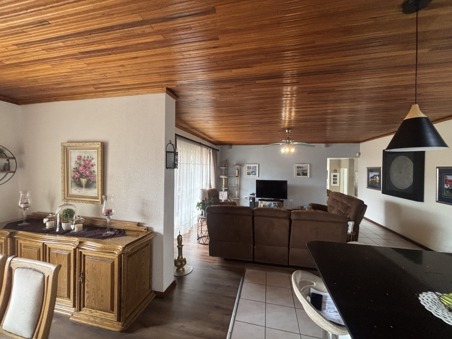 4 Bedroom Property for Sale in Die Heuwel Mpumalanga