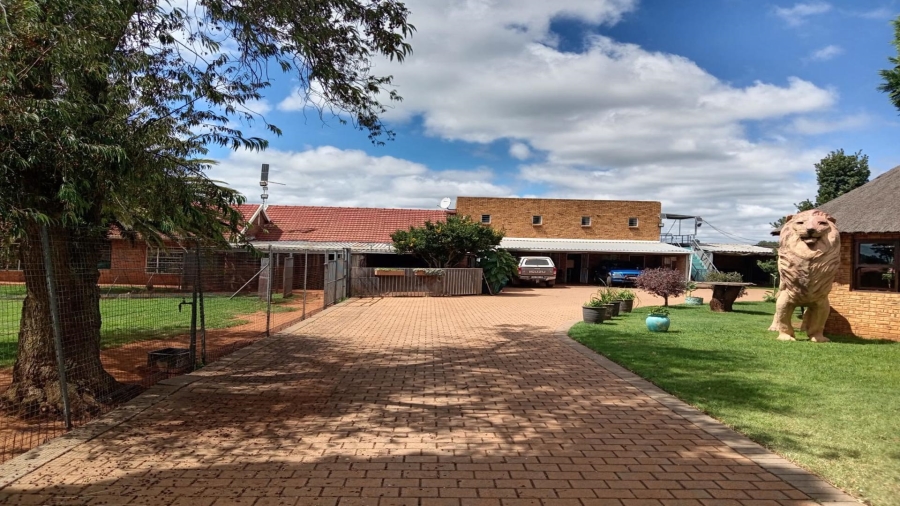 3 Bedroom Property for Sale in Modder East Orchards A H Mpumalanga