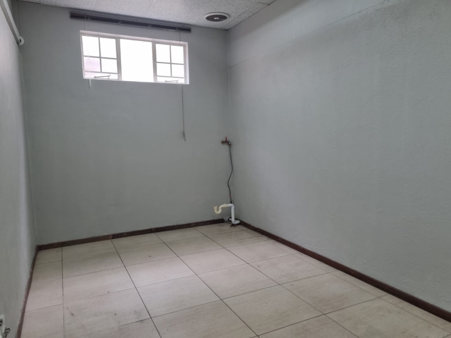 To Let commercial Property for Rent in Sonheuwel Mpumalanga