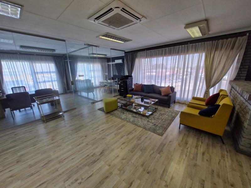 Commercial Property for Sale in Witbank Ext 51 Mpumalanga