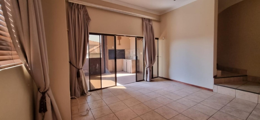 To Let 3 Bedroom Property for Rent in Hoeveld Park Mpumalanga