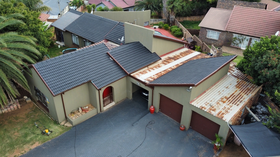 4 Bedroom Property for Sale in Die Heuwel Ext 1 Mpumalanga