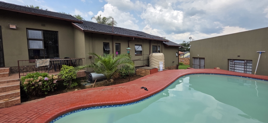 4 Bedroom Property for Sale in Die Heuwel Ext 1 Mpumalanga