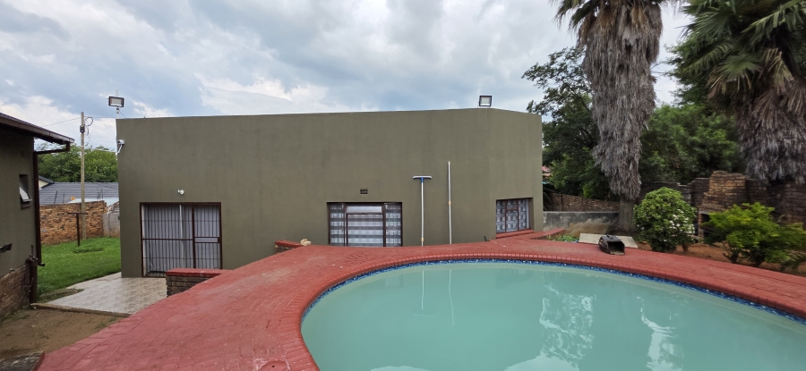 4 Bedroom Property for Sale in Die Heuwel Ext 1 Mpumalanga