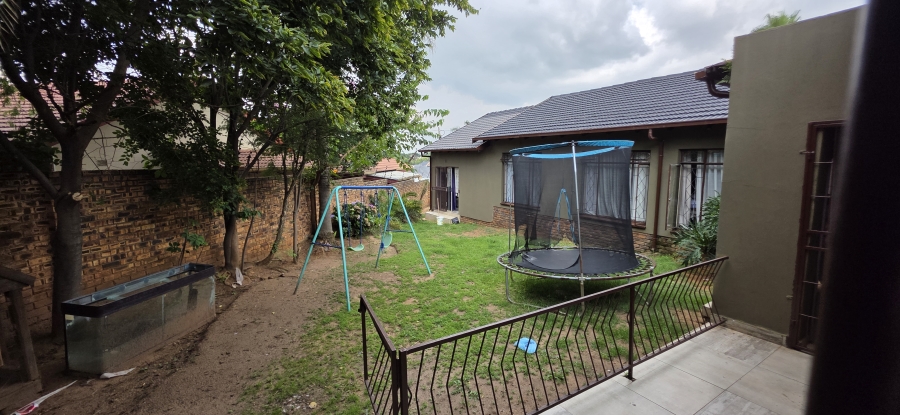 4 Bedroom Property for Sale in Die Heuwel Ext 1 Mpumalanga