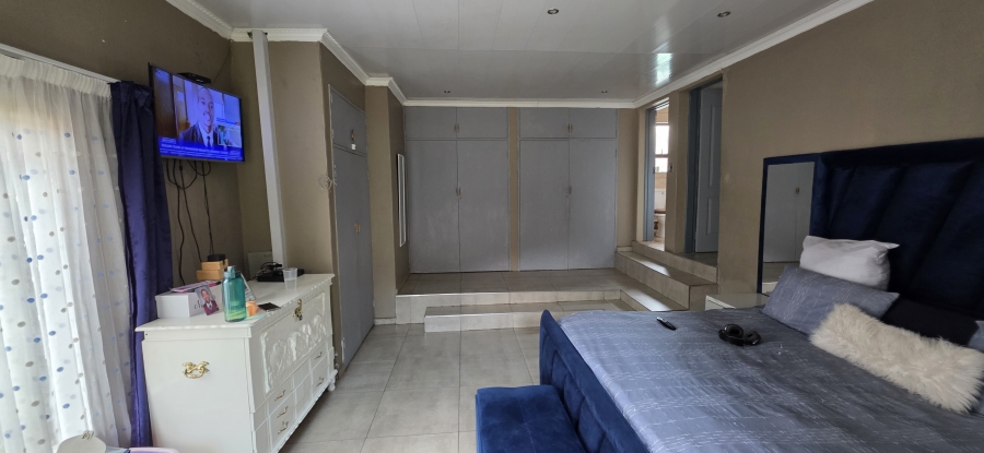 4 Bedroom Property for Sale in Die Heuwel Ext 1 Mpumalanga