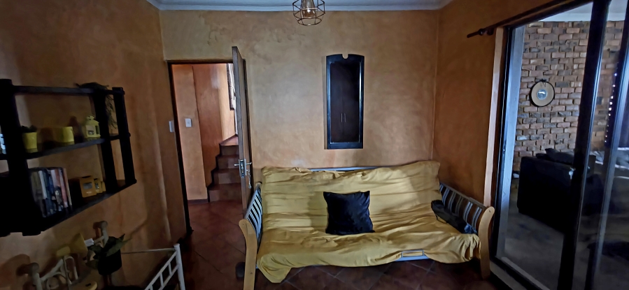 5 Bedroom Property for Sale in Model Park Mpumalanga