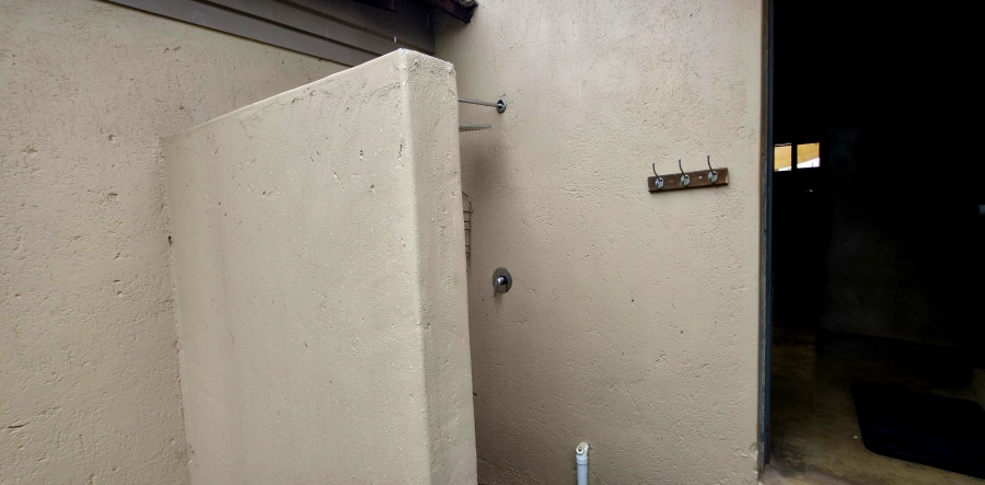 5 Bedroom Property for Sale in Model Park Mpumalanga