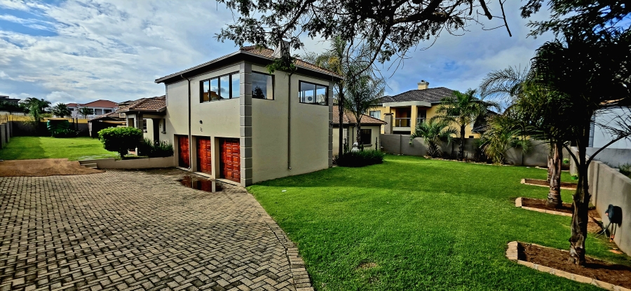 5 Bedroom Property for Sale in Model Park Mpumalanga