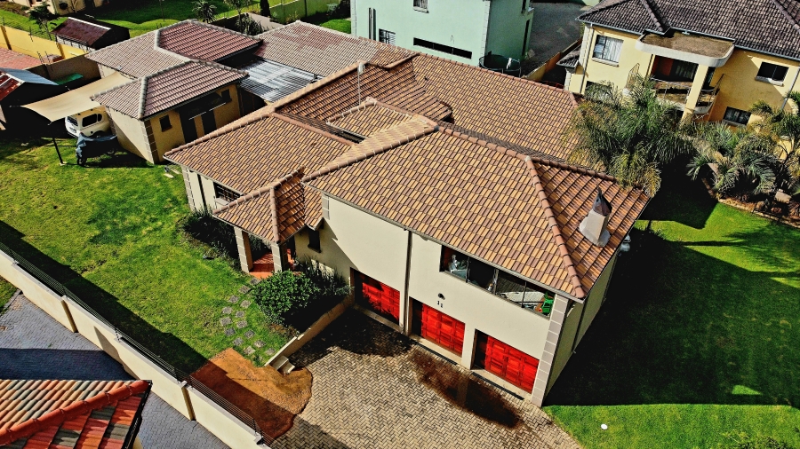 5 Bedroom Property for Sale in Model Park Mpumalanga
