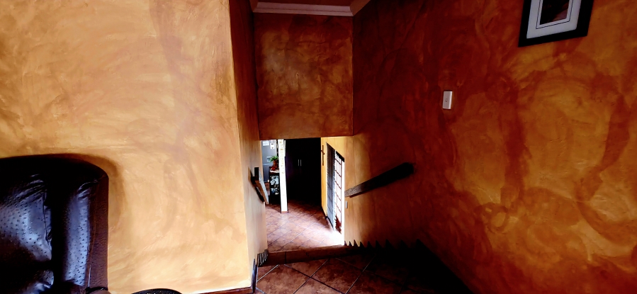 5 Bedroom Property for Sale in Model Park Mpumalanga