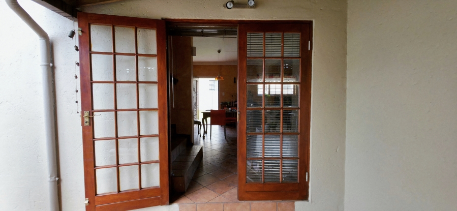 5 Bedroom Property for Sale in Model Park Mpumalanga