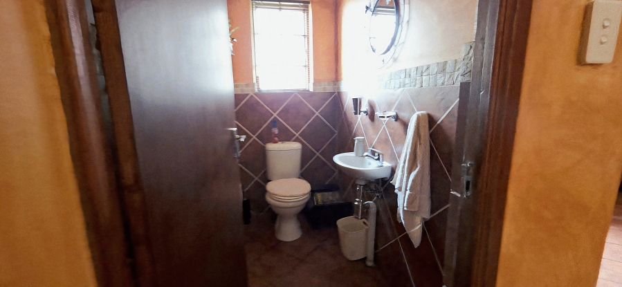 5 Bedroom Property for Sale in Model Park Mpumalanga