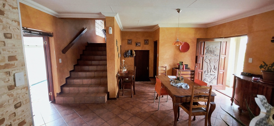 5 Bedroom Property for Sale in Model Park Mpumalanga