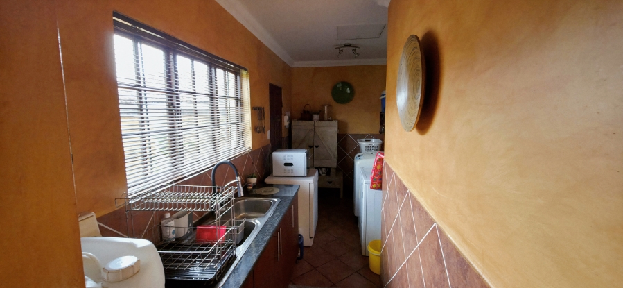 5 Bedroom Property for Sale in Model Park Mpumalanga