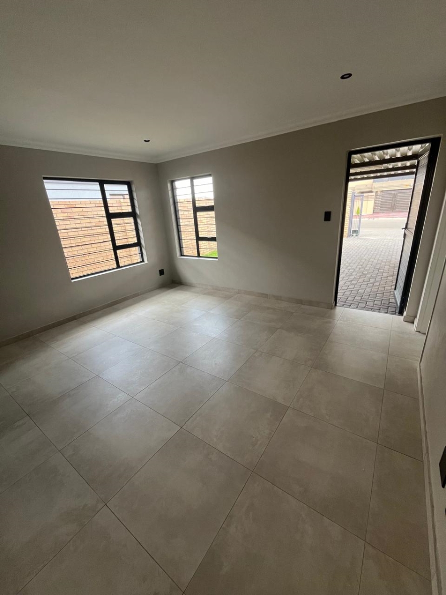 To Let 2 Bedroom Property for Rent in Secunda Mpumalanga