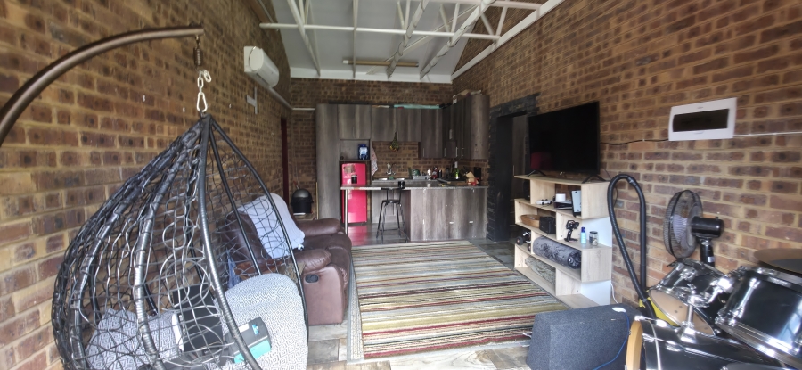 6 Bedroom Property for Sale in Die Heuwel Mpumalanga