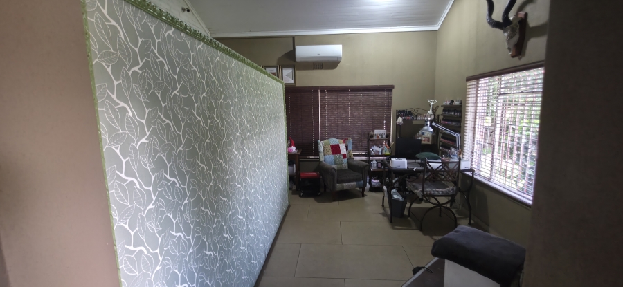 6 Bedroom Property for Sale in Die Heuwel Mpumalanga