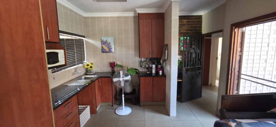 6 Bedroom Property for Sale in Die Heuwel Mpumalanga