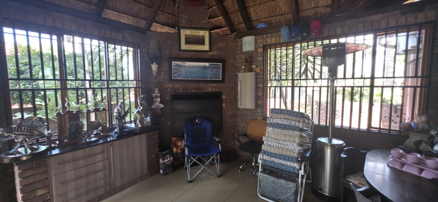 6 Bedroom Property for Sale in Die Heuwel Mpumalanga