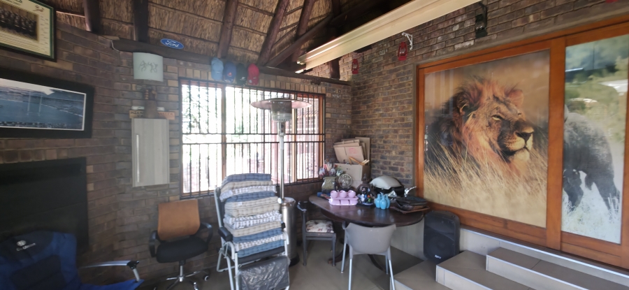 6 Bedroom Property for Sale in Die Heuwel Mpumalanga