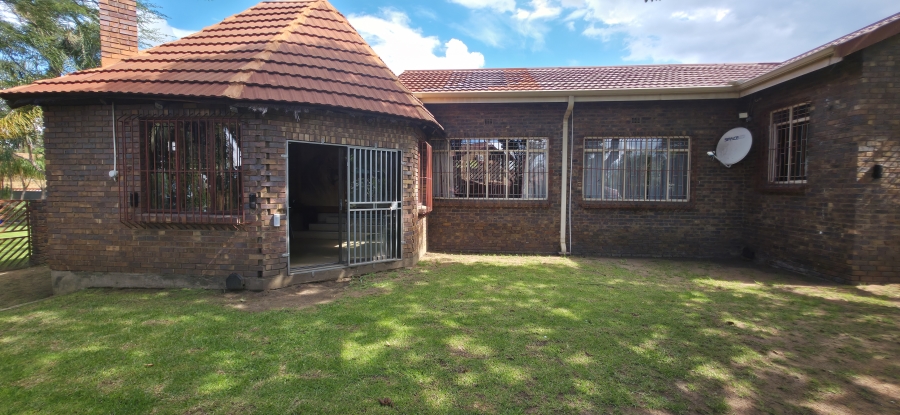 6 Bedroom Property for Sale in Die Heuwel Mpumalanga