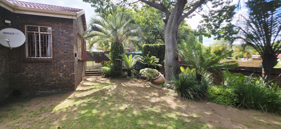 6 Bedroom Property for Sale in Die Heuwel Mpumalanga