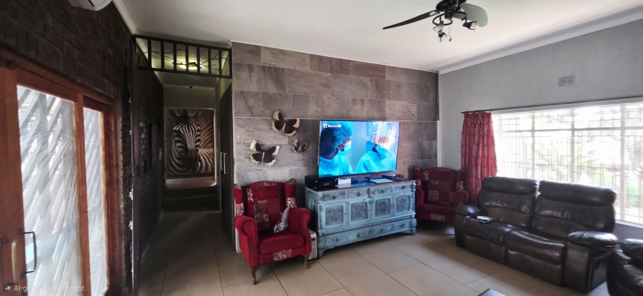 6 Bedroom Property for Sale in Die Heuwel Mpumalanga