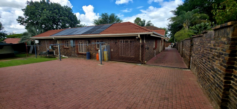 6 Bedroom Property for Sale in Die Heuwel Mpumalanga