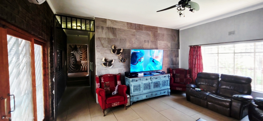 6 Bedroom Property for Sale in Die Heuwel Mpumalanga