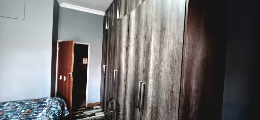 6 Bedroom Property for Sale in Die Heuwel Mpumalanga