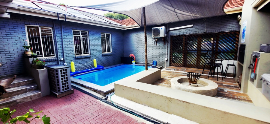 6 Bedroom Property for Sale in Die Heuwel Mpumalanga