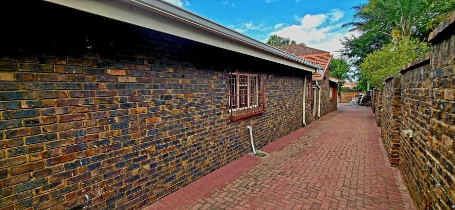 6 Bedroom Property for Sale in Die Heuwel Mpumalanga