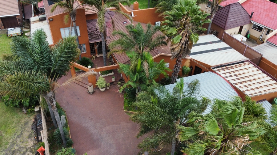 6 Bedroom Property for Sale in Die Heuwel Mpumalanga