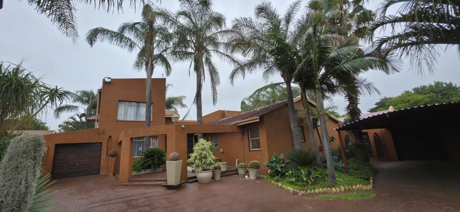 6 Bedroom Property for Sale in Die Heuwel Mpumalanga