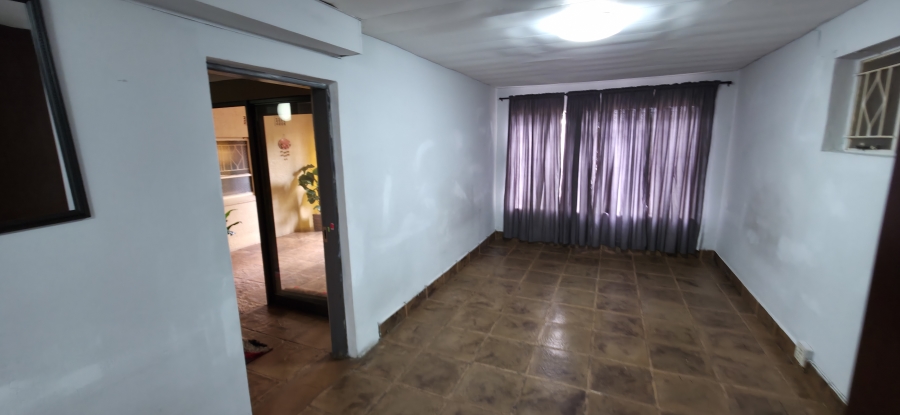 6 Bedroom Property for Sale in Die Heuwel Mpumalanga