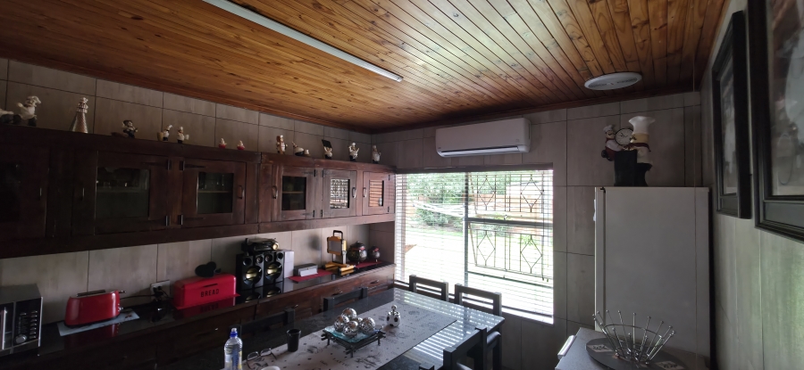 6 Bedroom Property for Sale in Die Heuwel Mpumalanga