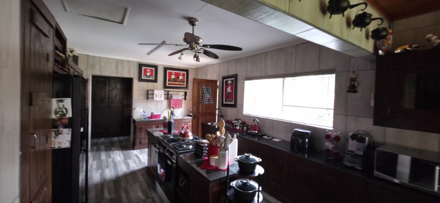 6 Bedroom Property for Sale in Die Heuwel Mpumalanga