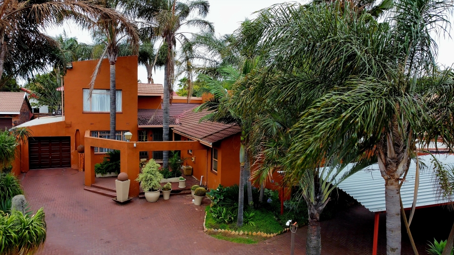 6 Bedroom Property for Sale in Die Heuwel Mpumalanga