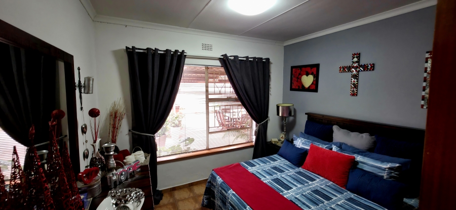 6 Bedroom Property for Sale in Die Heuwel Mpumalanga