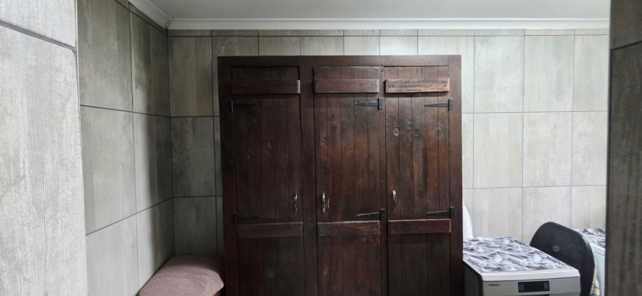 6 Bedroom Property for Sale in Die Heuwel Mpumalanga