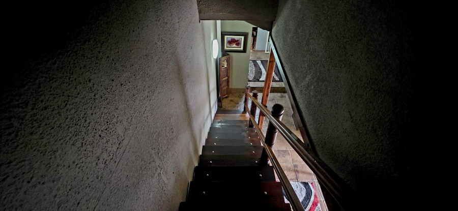 6 Bedroom Property for Sale in Die Heuwel Mpumalanga