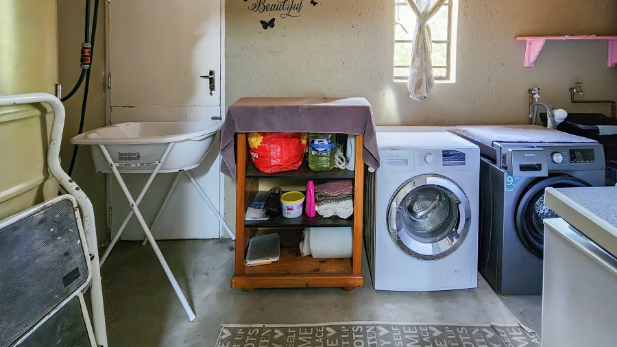 4 Bedroom Property for Sale in Marloth Park Mpumalanga