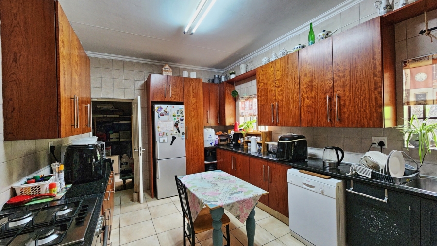 4 Bedroom Property for Sale in Marloth Park Mpumalanga