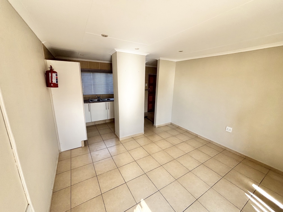 1 Bedroom Property for Sale in Noordrand Mpumalanga
