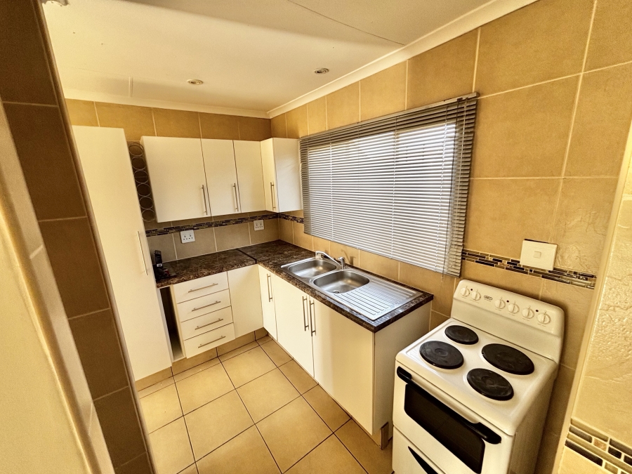 1 Bedroom Property for Sale in Noordrand Mpumalanga