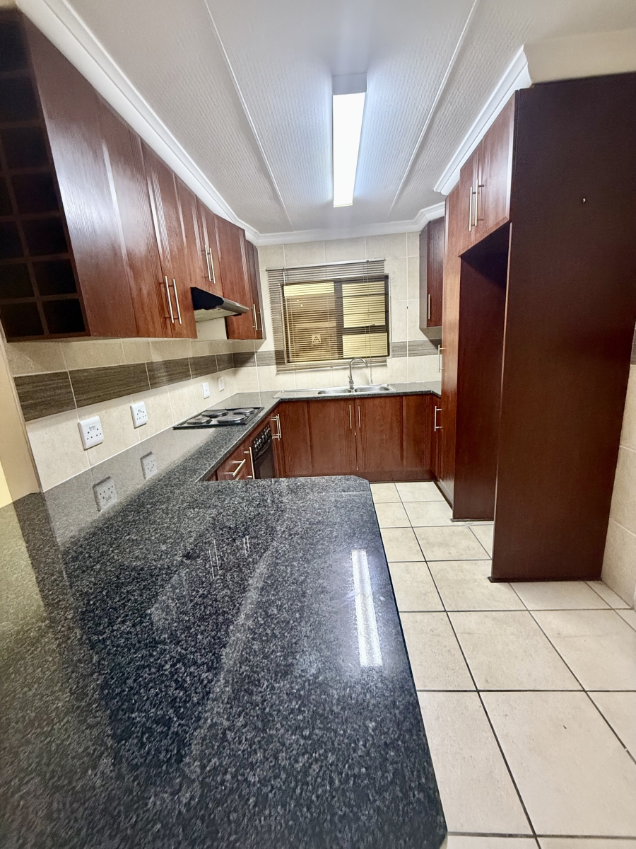 2 Bedroom Property for Sale in Noordrand Mpumalanga