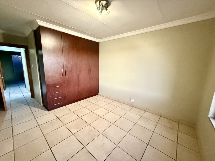 2 Bedroom Property for Sale in Noordrand Mpumalanga
